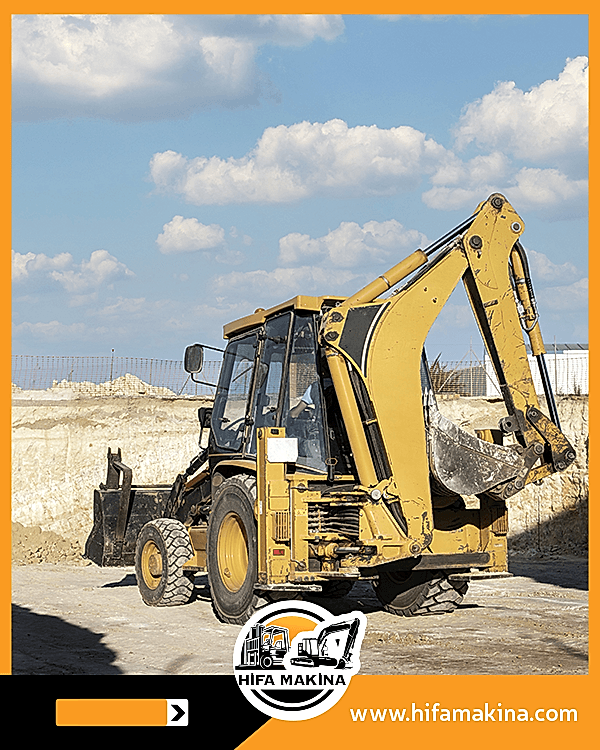 Lastikli Ekskavatör Antalya